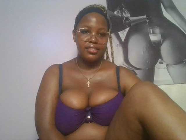 CuteTinkerbella webcam bongacams model stream image