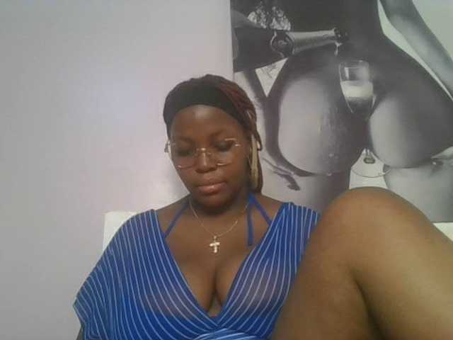 CuteTinkerbella webcam