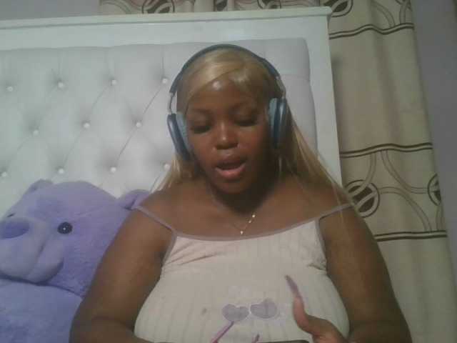 CuteTinkerbella webcam