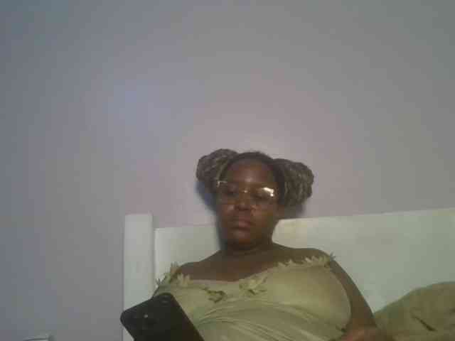 CuteTinkerbella webcam