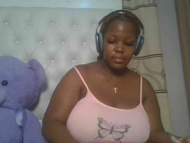 CuteTinkerbella webcam