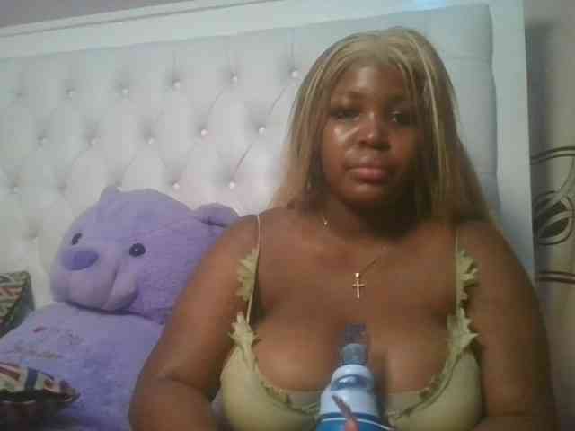 CuteTinkerbella webcam