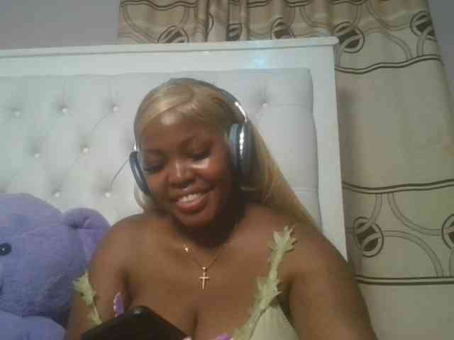 CuteTinkerbella Live Webcam on BongaCams