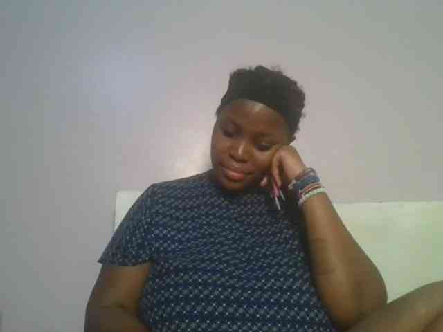 CuteTinkerbella webcam