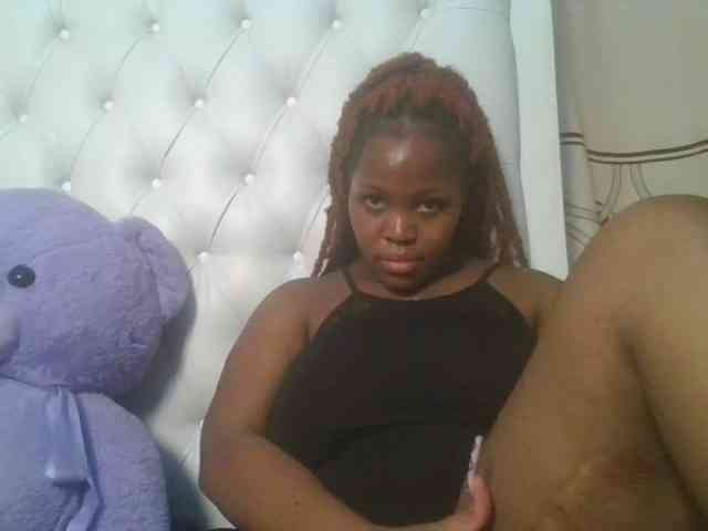 CuteTinkerbella webcam