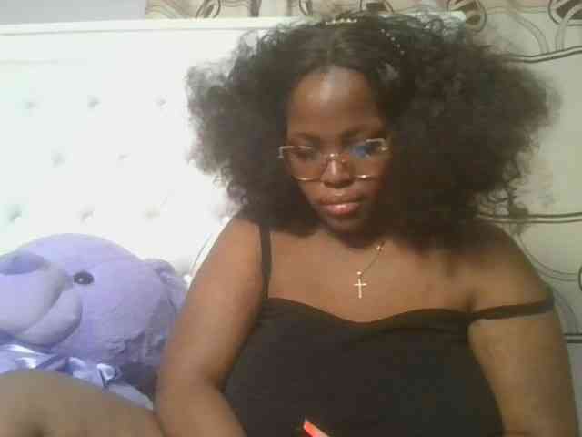 CuteTinkerbella webcam