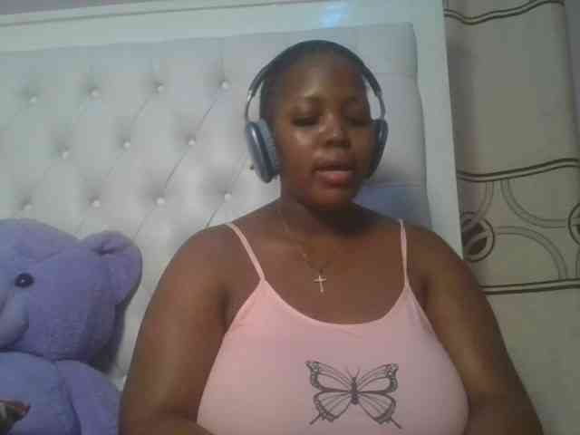 CuteTinkerbella webcam