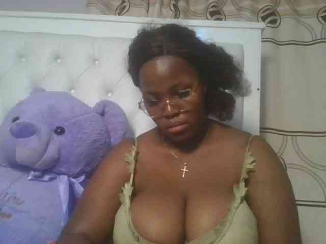 CuteTinkerbella webcam