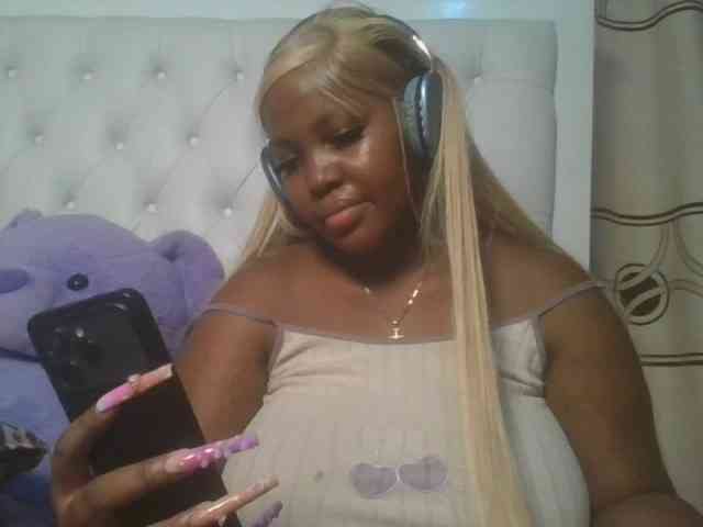 CuteTinkerbella webcam