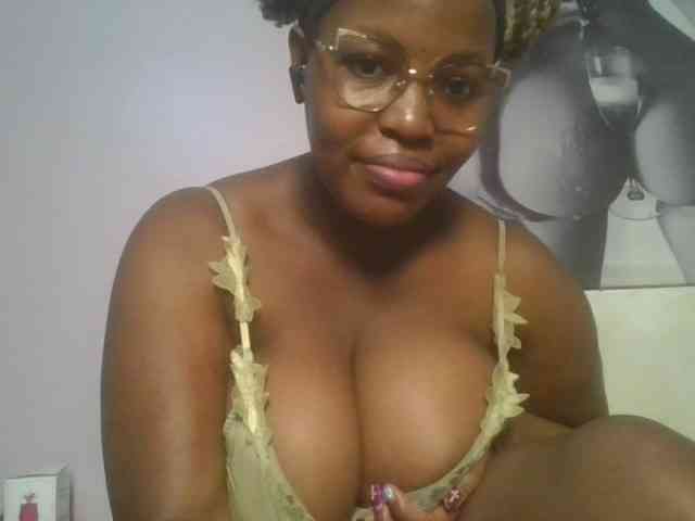 CuteTinkerbella webcam