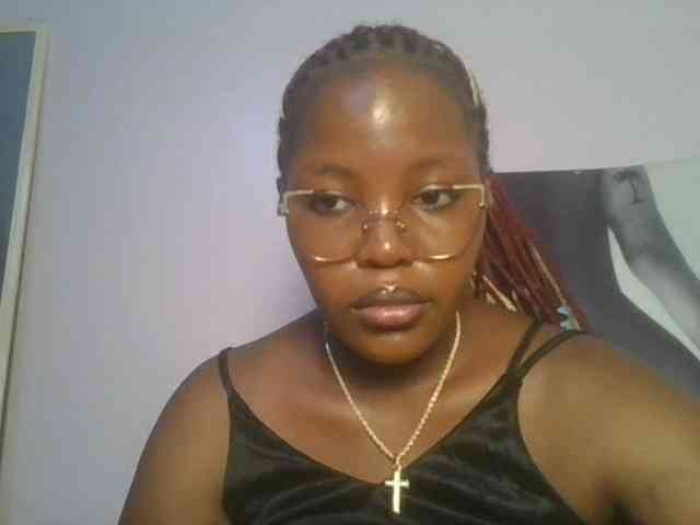 CuteTinkerbella webcam