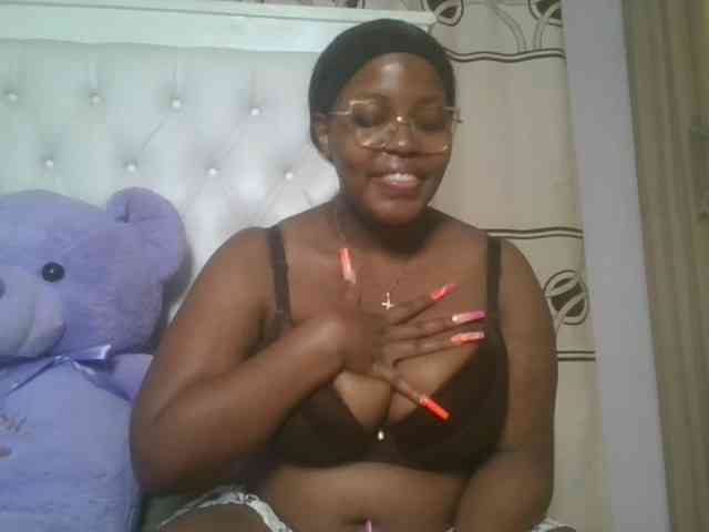 CuteTinkerbella webcam