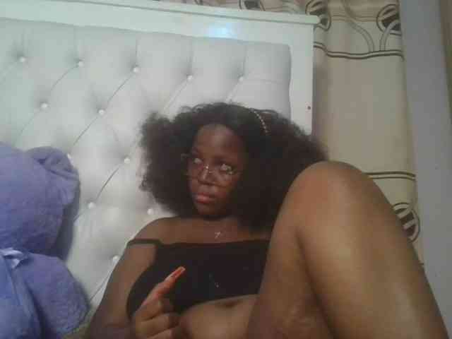 CuteTinkerbella webcam