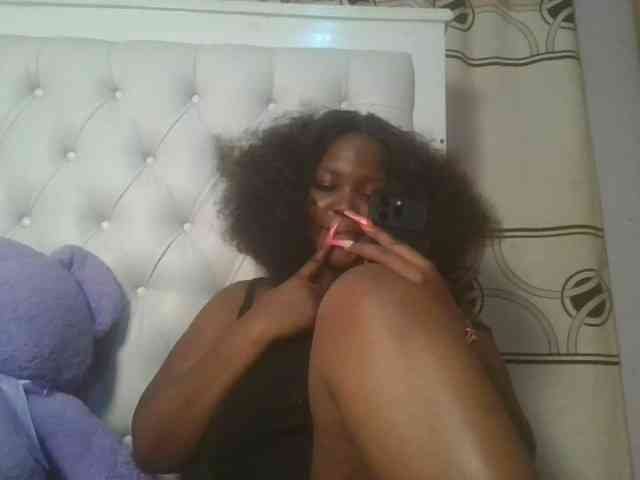 CuteTinkerbella webcam