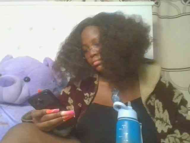 CuteTinkerbella webcam