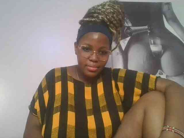 CuteTinkerbella webcam