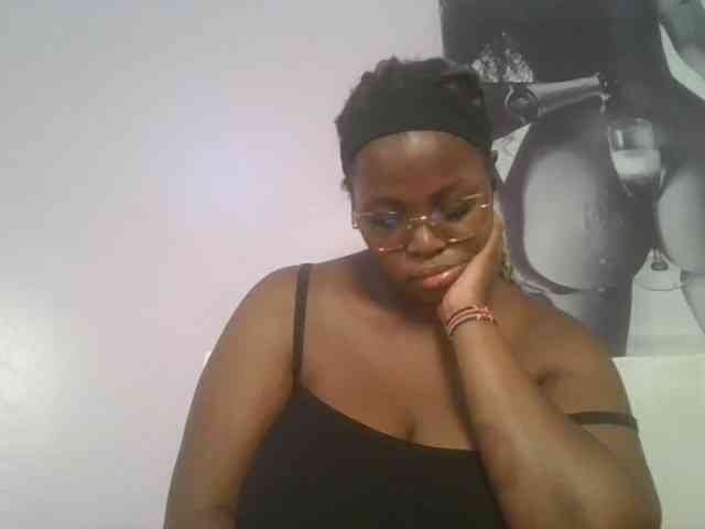 CuteTinkerbella webcam