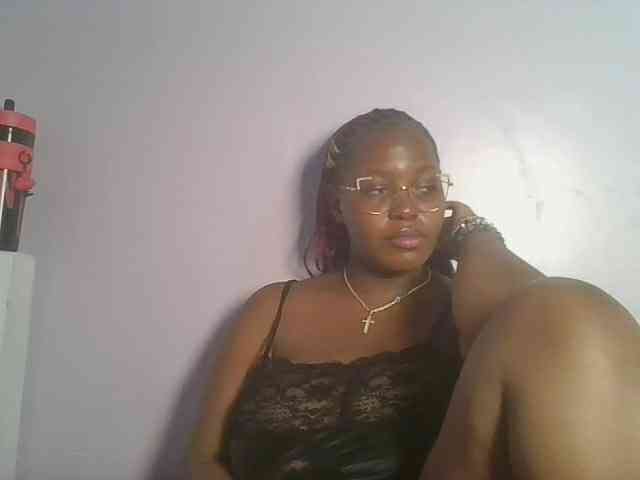 CuteTinkerbella webcam