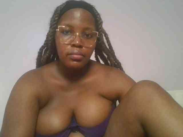 CuteTinkerbella webcam