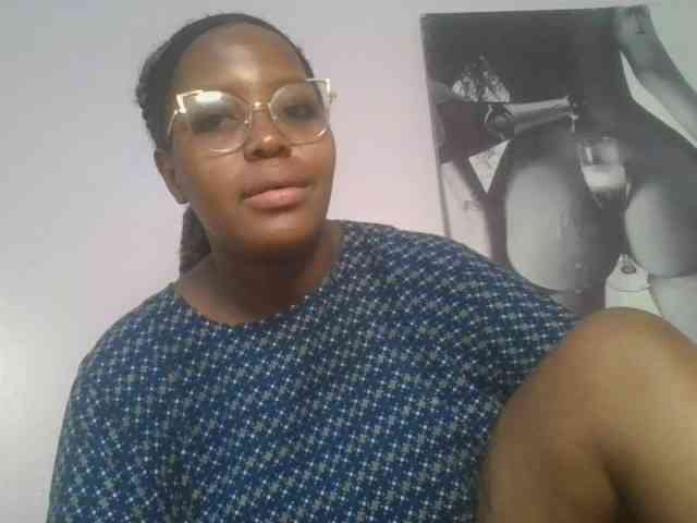 CuteTinkerbella webcam