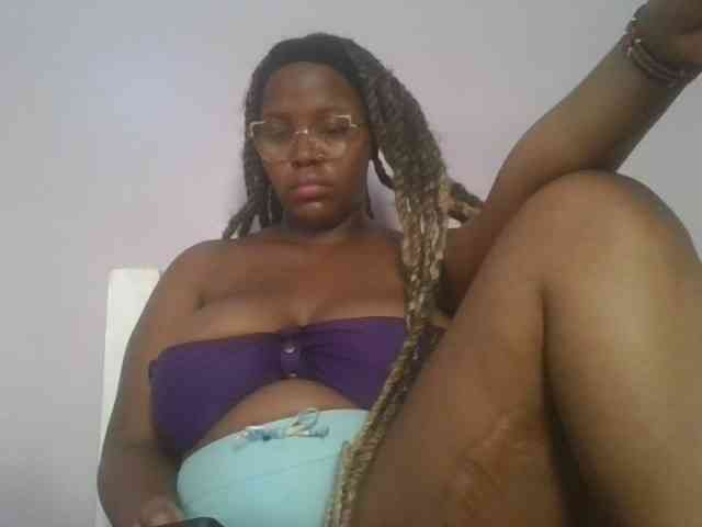 CuteTinkerbella webcam