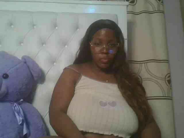 CuteTinkerbella webcam