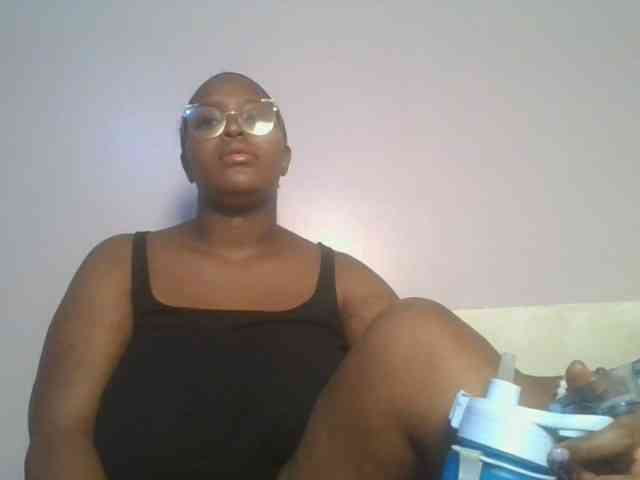 CuteTinkerbella webcam