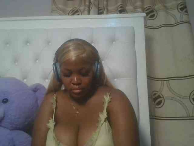 CuteTinkerbella Live Webcam on BongaCams