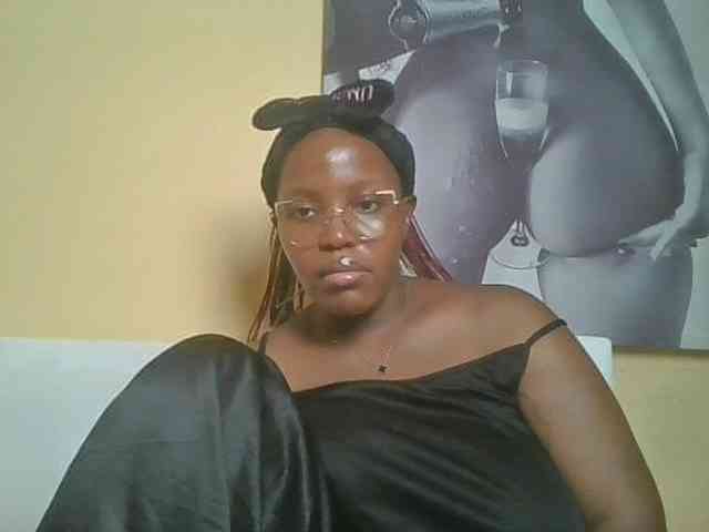 CuteTinkerbella webcam