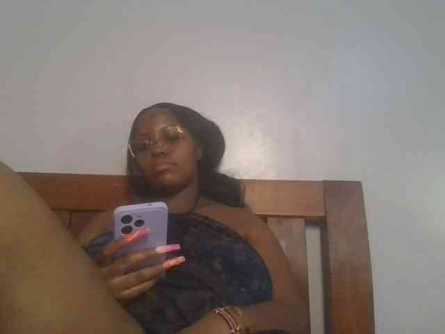 CuteTinkerbella webcam