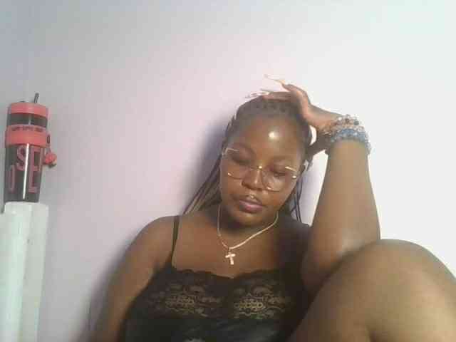 CuteTinkerbella webcam