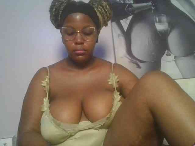 CuteTinkerbella webcam