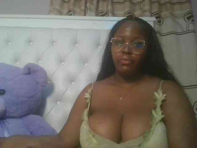 CuteTinkerbella webcam