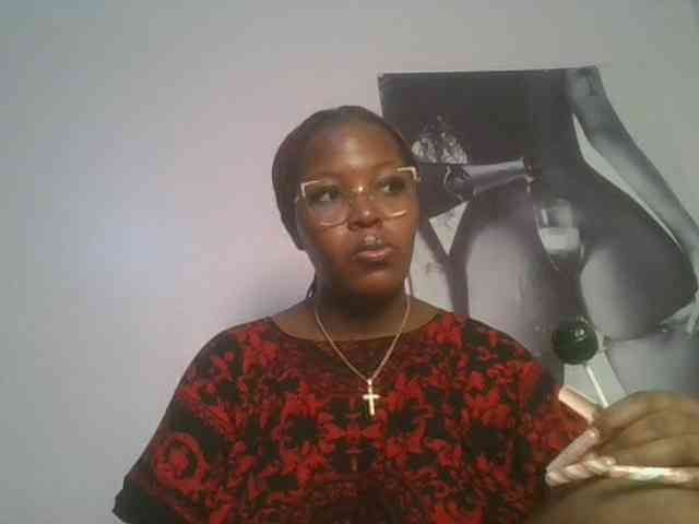 CuteTinkerbella webcam