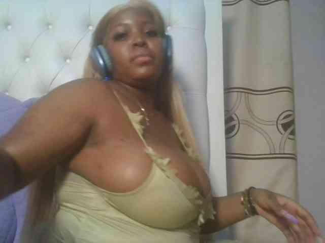 CuteTinkerbella webcam