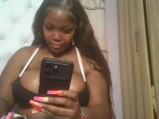 CuteTinkerbella webcam