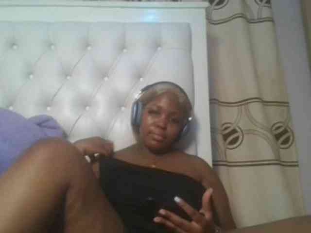 CuteTinkerbella webcam