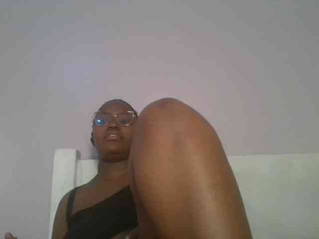 CuteTinkerbella webcam