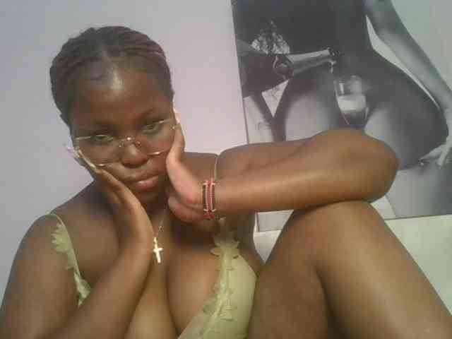 CuteTinkerbella webcam