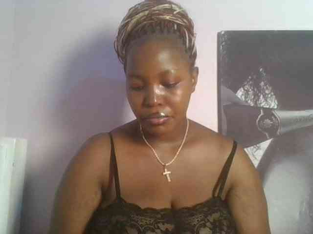 CuteTinkerbella webcam