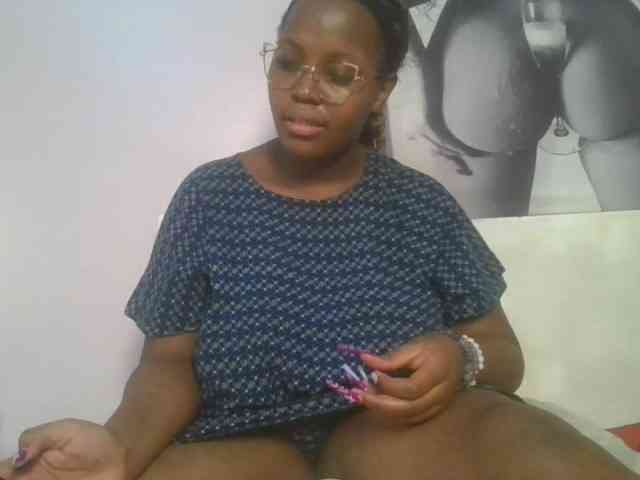 CuteTinkerbella webcam