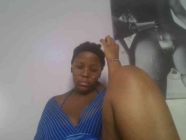 CuteTinkerbella webcam