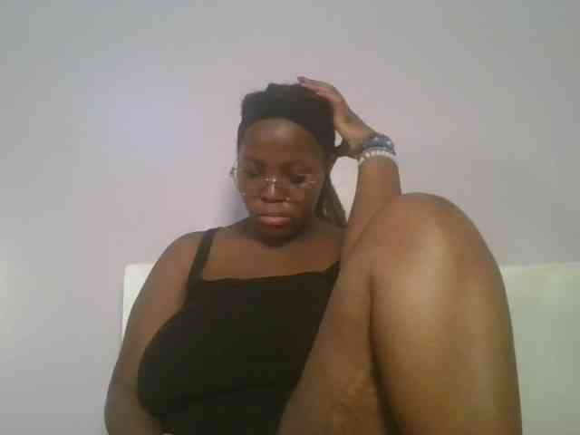 CuteTinkerbella webcam