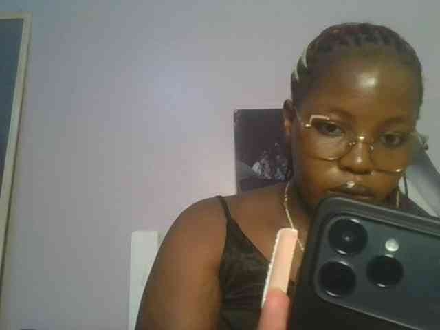 CuteTinkerbella webcam