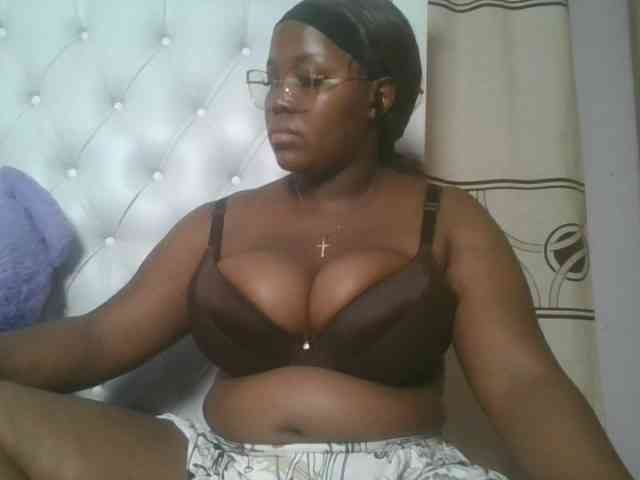 CuteTinkerbella webcam