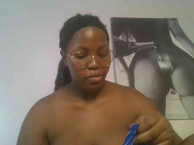 CuteTinkerbella webcam