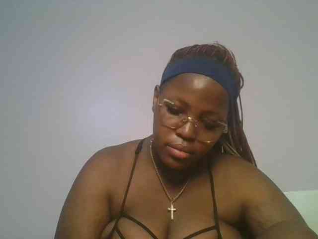 CuteTinkerbella webcam