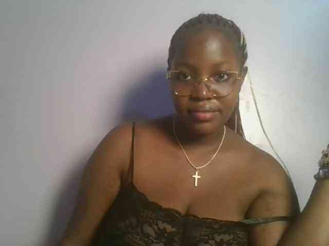 CuteTinkerbella Live Webcam on BongaCams