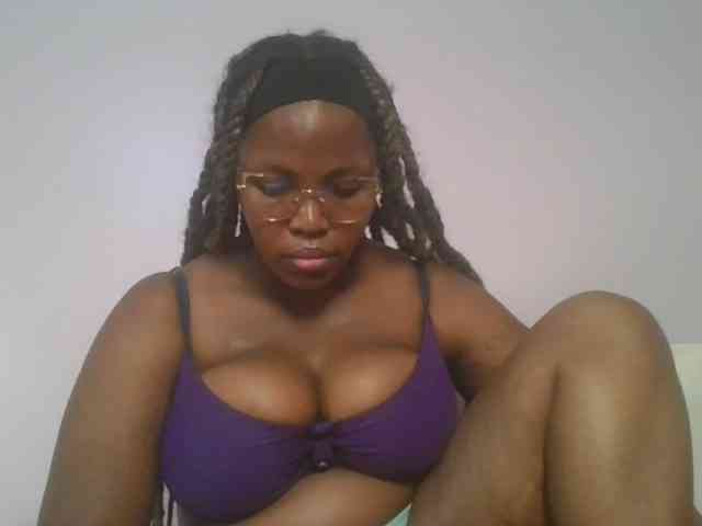 CuteTinkerbella webcam