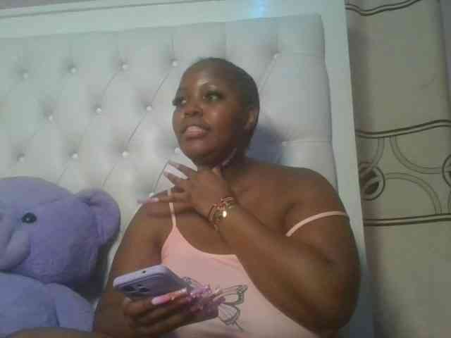 CuteTinkerbella webcam